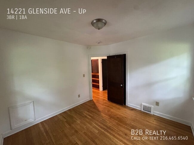 Building Photo - 14221 Glenside Rd