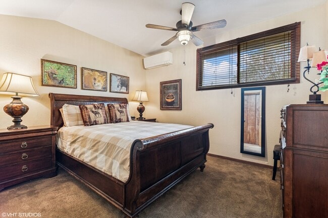 Building Photo - Whitefish River furnished Townhome