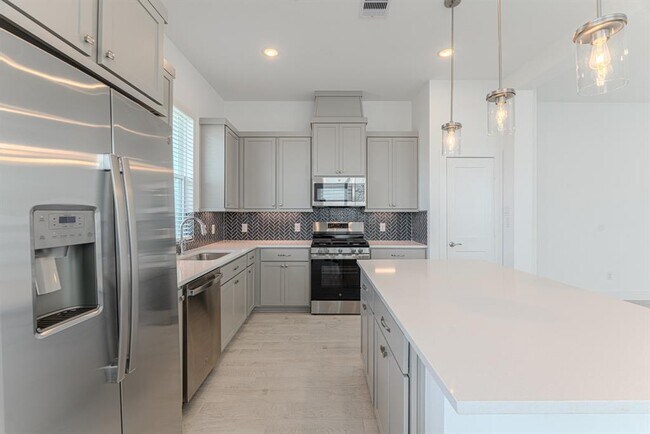 Building Photo - 21238 Black Gap Wildlife Dr