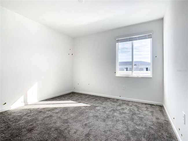 Building Photo - 409 Bogey Dr