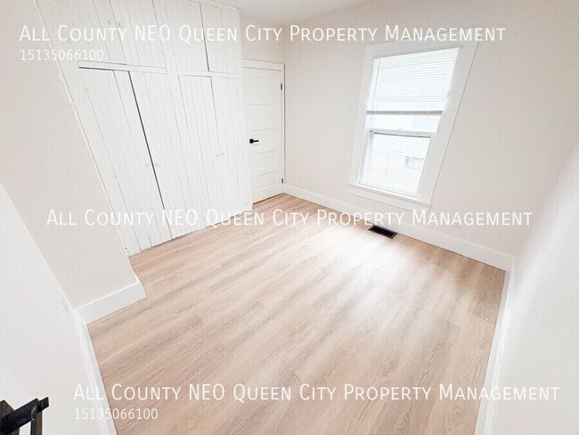 Building Photo - 2117 Sherer Ave