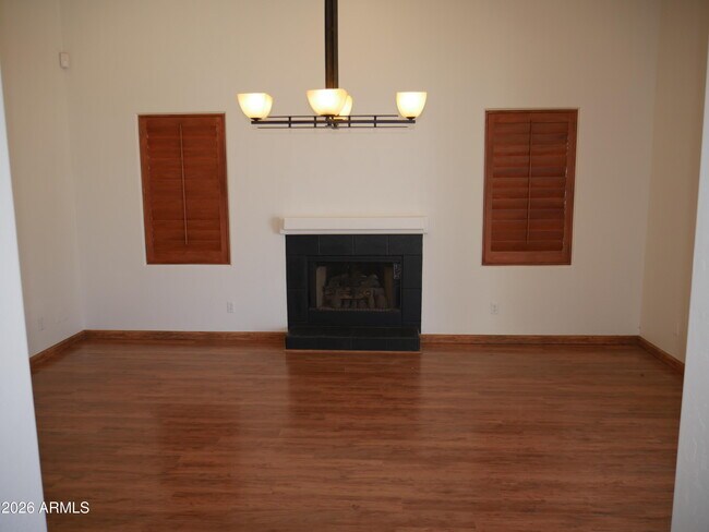 Building Photo - 39410 N 26th St