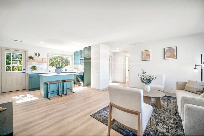 Building Photo - 1710 Johnson St