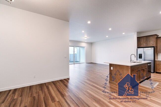 Building Photo - 8548 W Lilburn St