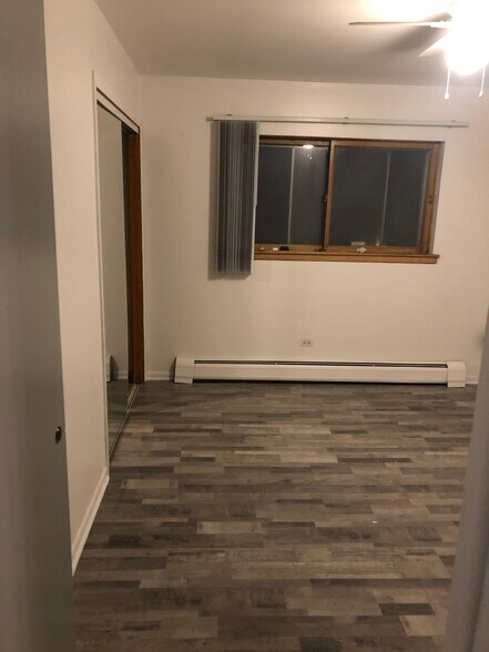Bedroom 2 - 1806 S Mannheim Rd