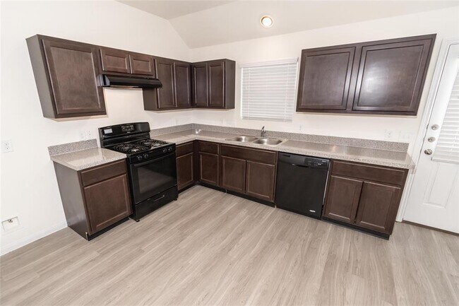 Building Photo - 5607 Amelia Plantation Dr