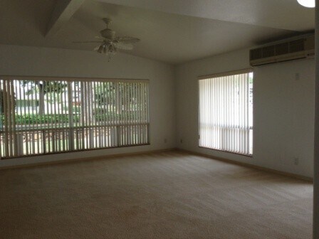 Building Photo - RENOVATED WESTLOCH FAIRWAYS HOME W/2 CAR ENCLOSED GARAGE