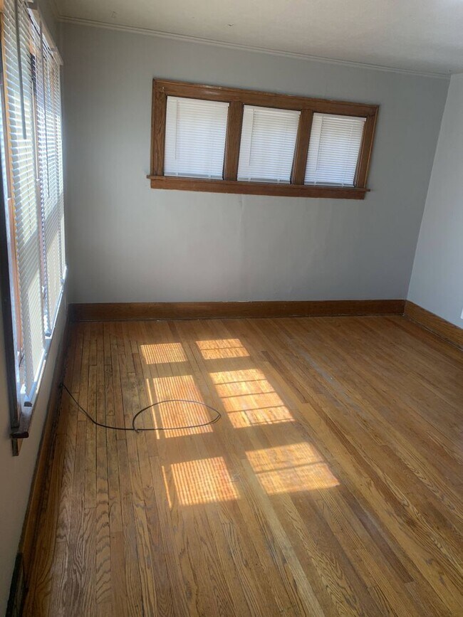 Building Photo - 3146 Mason St