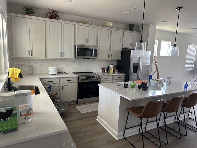 Building Photo - 9408 Sun Fountain Dr