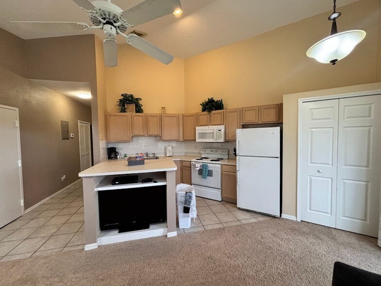 Building Photo - 9906 Perfect Dr