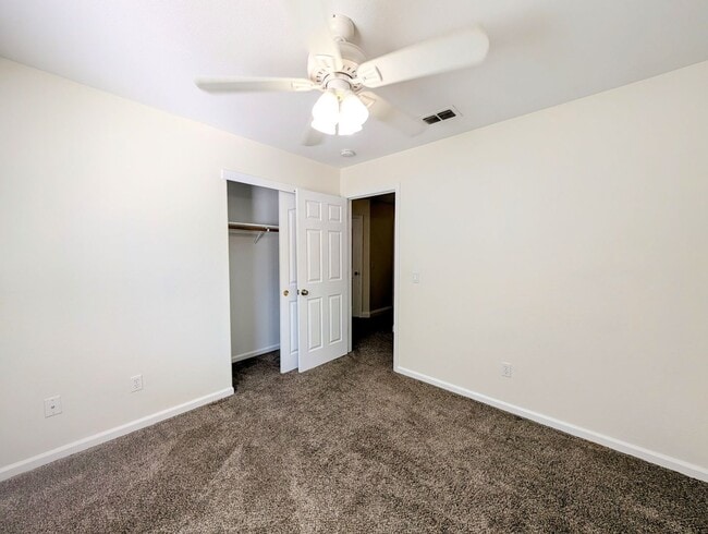 Building Photo - BEAUTIFUL SINGLE FAMILY HOME IN FOLSOM!