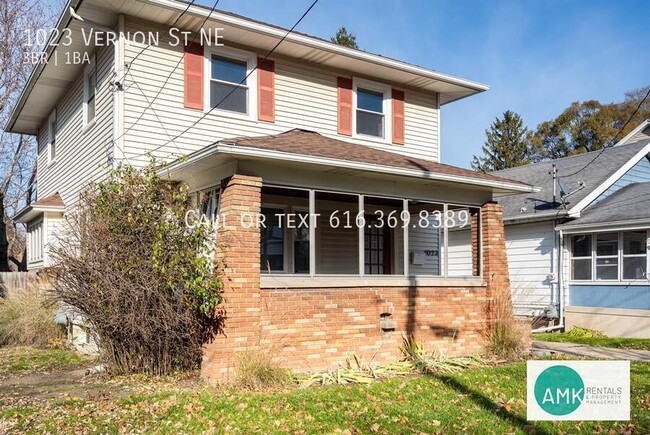 Building Photo - 1023 Vernon St NE