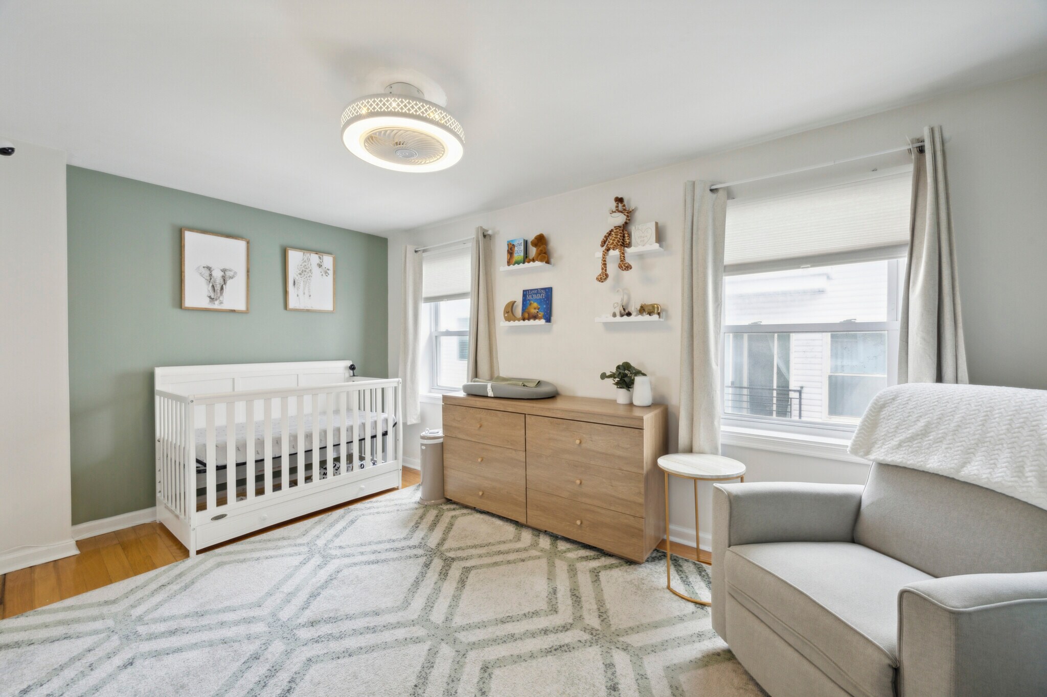 Building Photo - 813 N 15th St