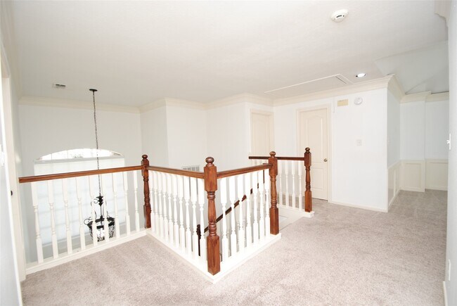 Building Photo - 5202 Summer Snow Dr