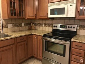 Building Photo - 3100 Charter Oak Dr