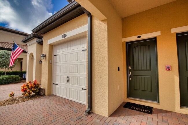 Building Photo - 10046 Crooked Crk Dr