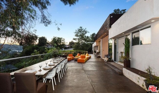 Building Photo - 2766 Ellison Dr