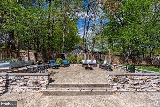 Building Photo - 7822 Gambrill Woods Way