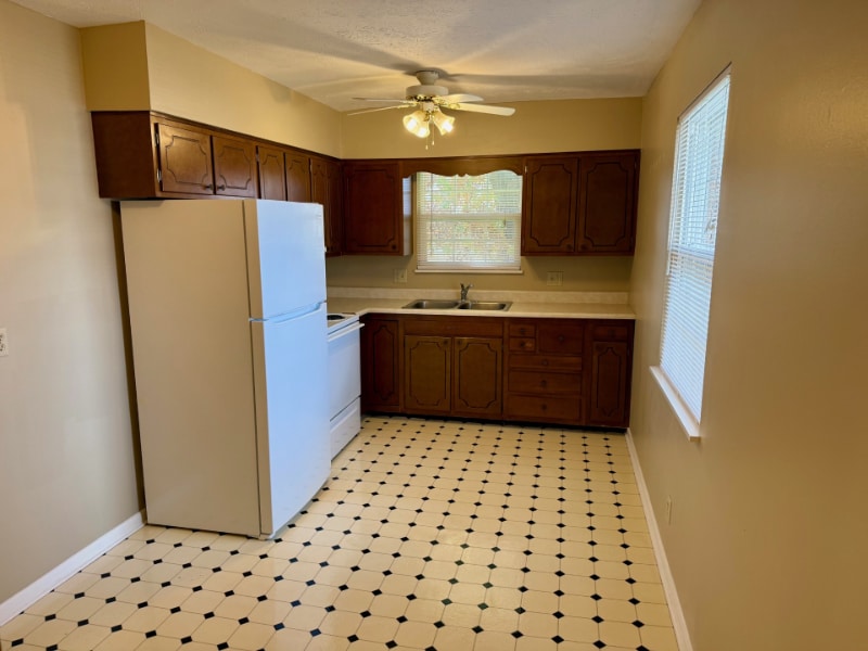 Building Photo - 2205 Adams Ave