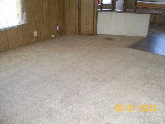 Building Photo - 13 Travertine Ln