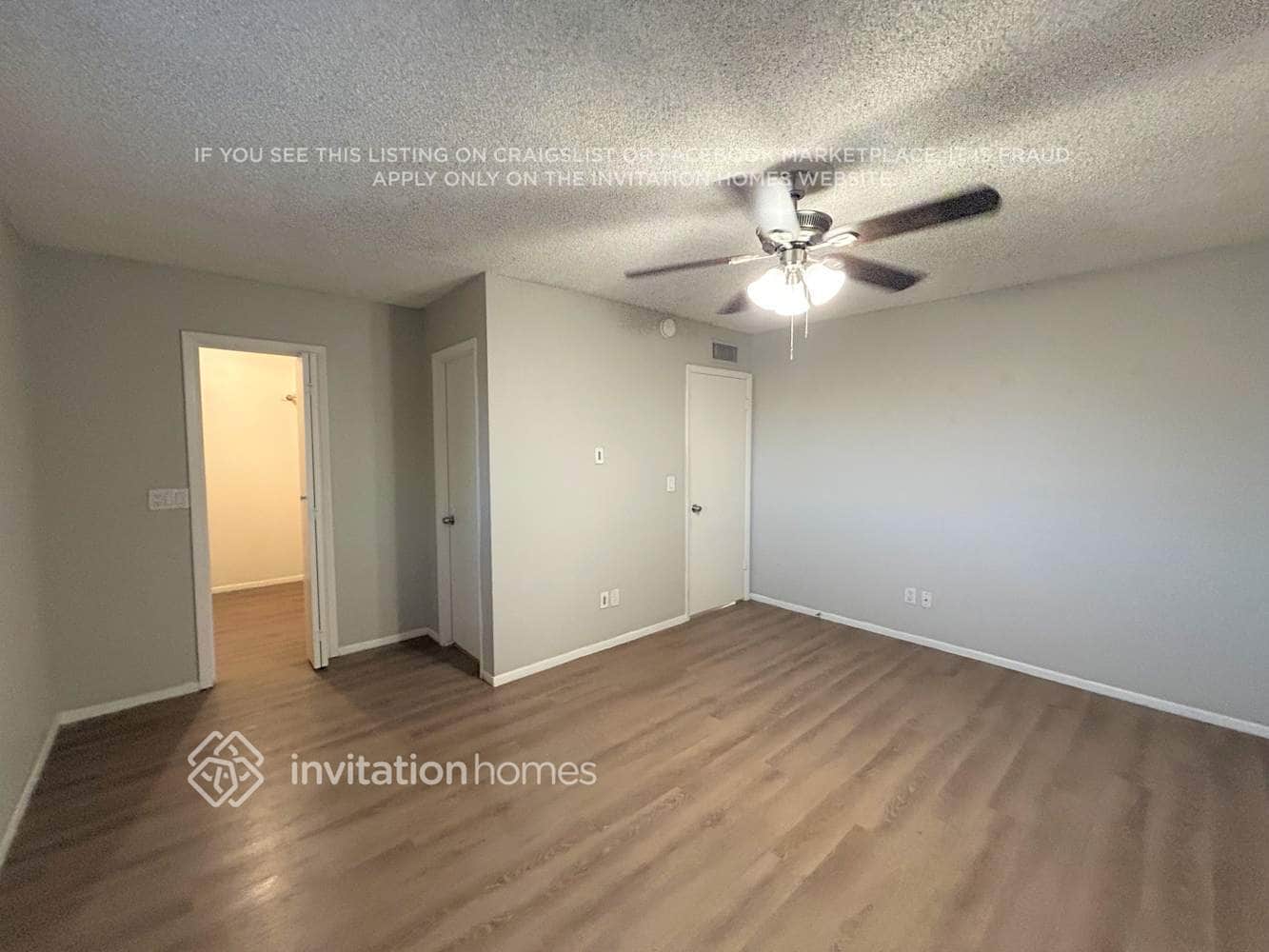Building Photo - 4033 W San Juan Ave
