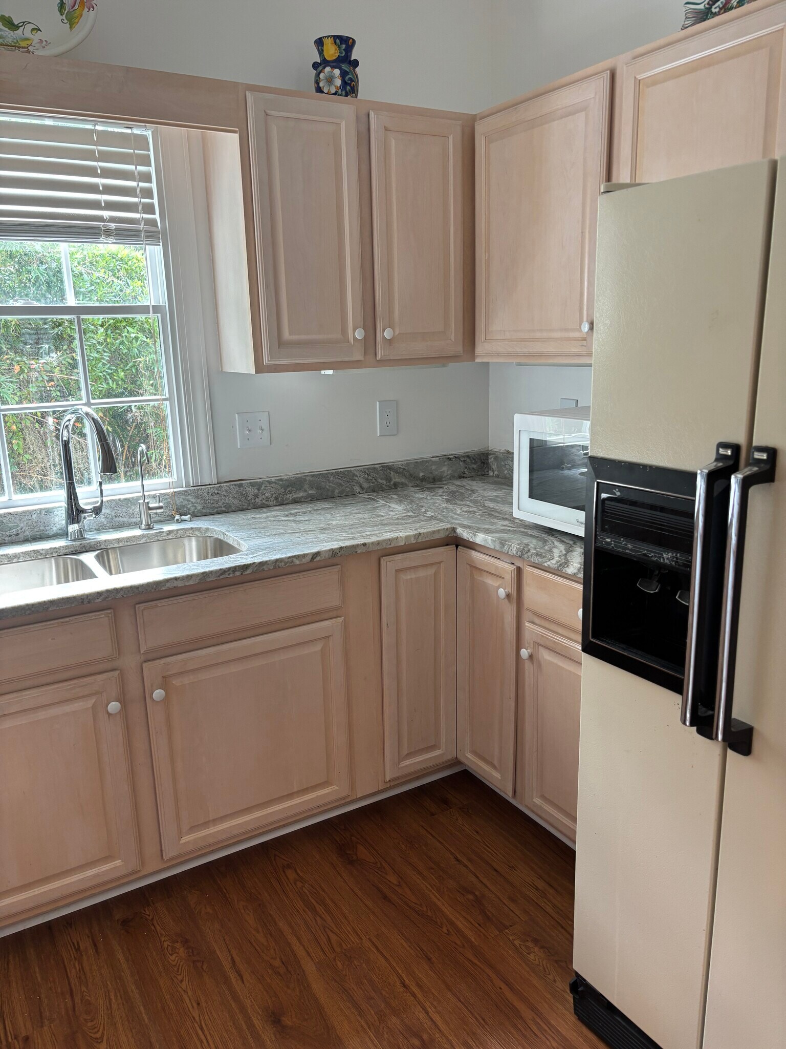 Building Photo - 108 Cart Dr