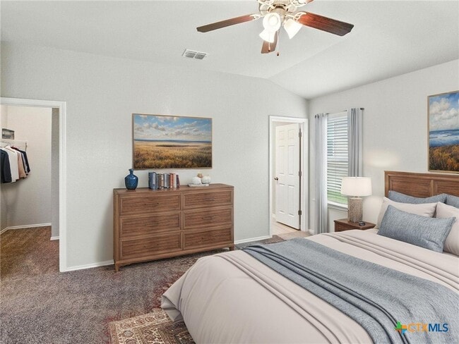 Building Photo - 737 Peak Pl