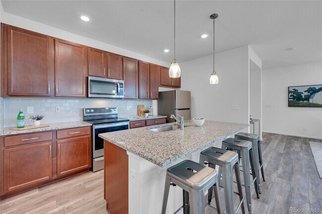 Building Photo - 1094 Anker Dr