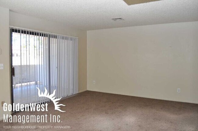 Building Photo - Great 2Bdm 2Ba Condo in Tropicana Villas