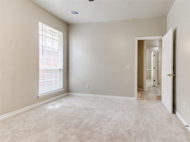 Building Photo - 15524 Swallowtail Rd