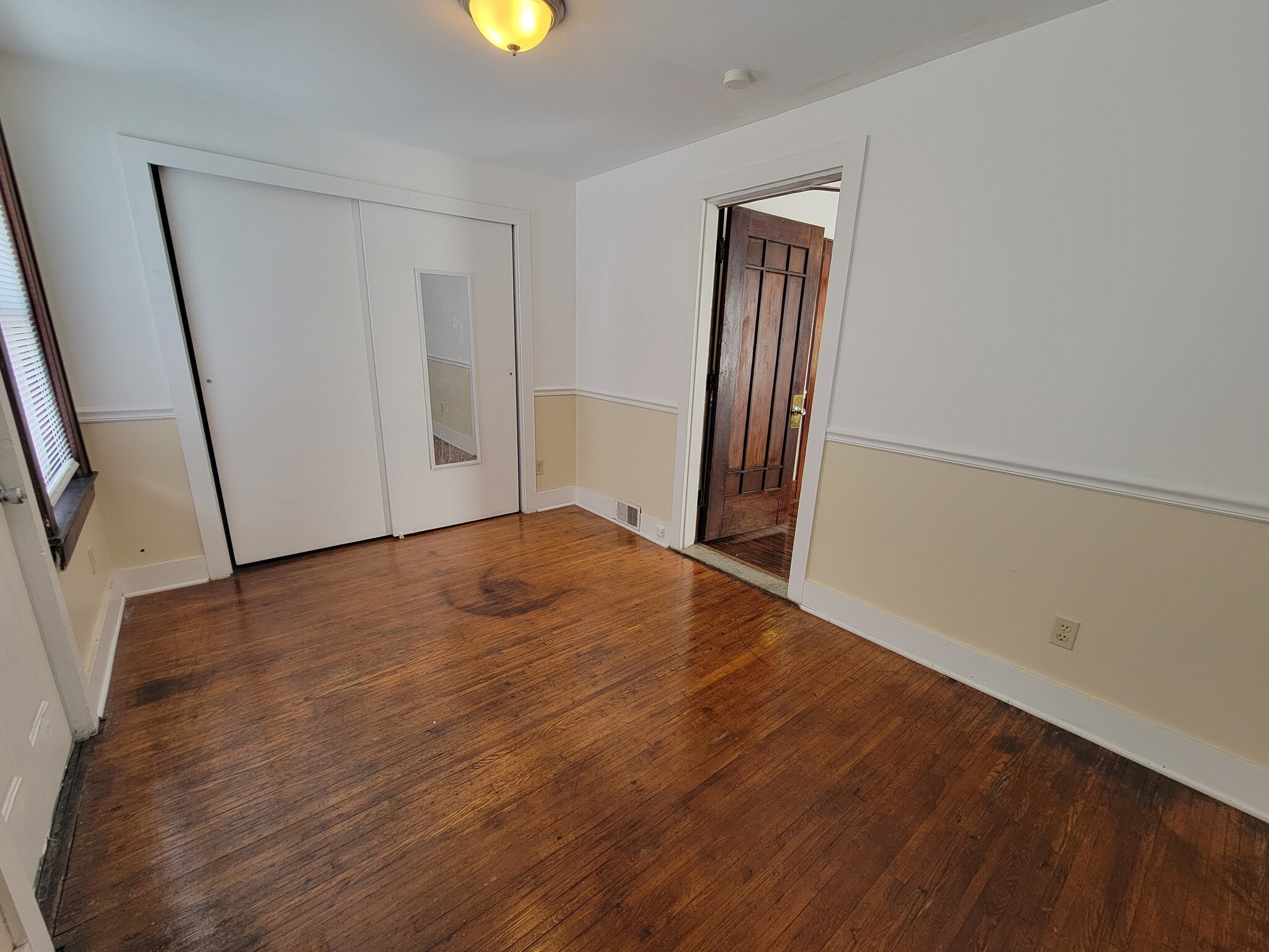 Bedroom 1 - 114 Roser St