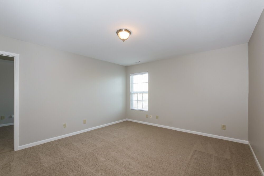 Building Photo - 1528 Bray Dr