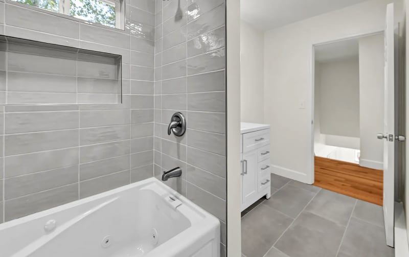 Building Photo - 7 Albert Rd