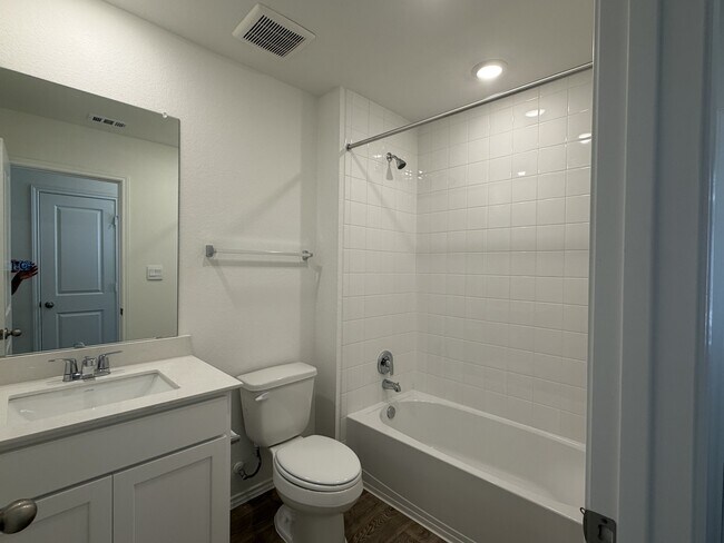 Building Photo - 312 Nizao Ln