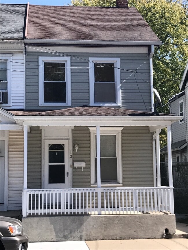 Building Photo - Three bedroom home in Beautiful Carlisle area