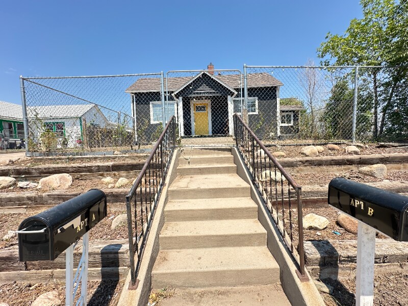Building Photo - 1203 2nd St