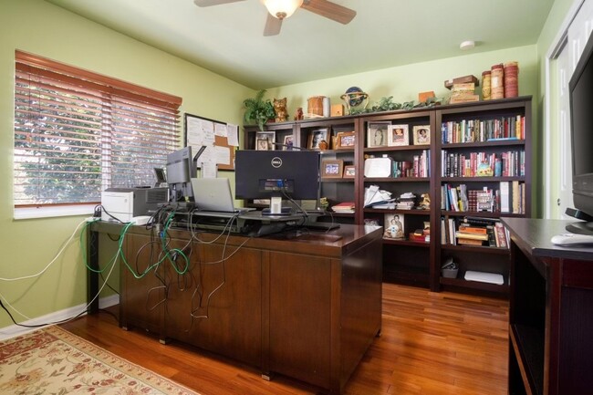 Upstairs Office - 2046 Mandarin Ln