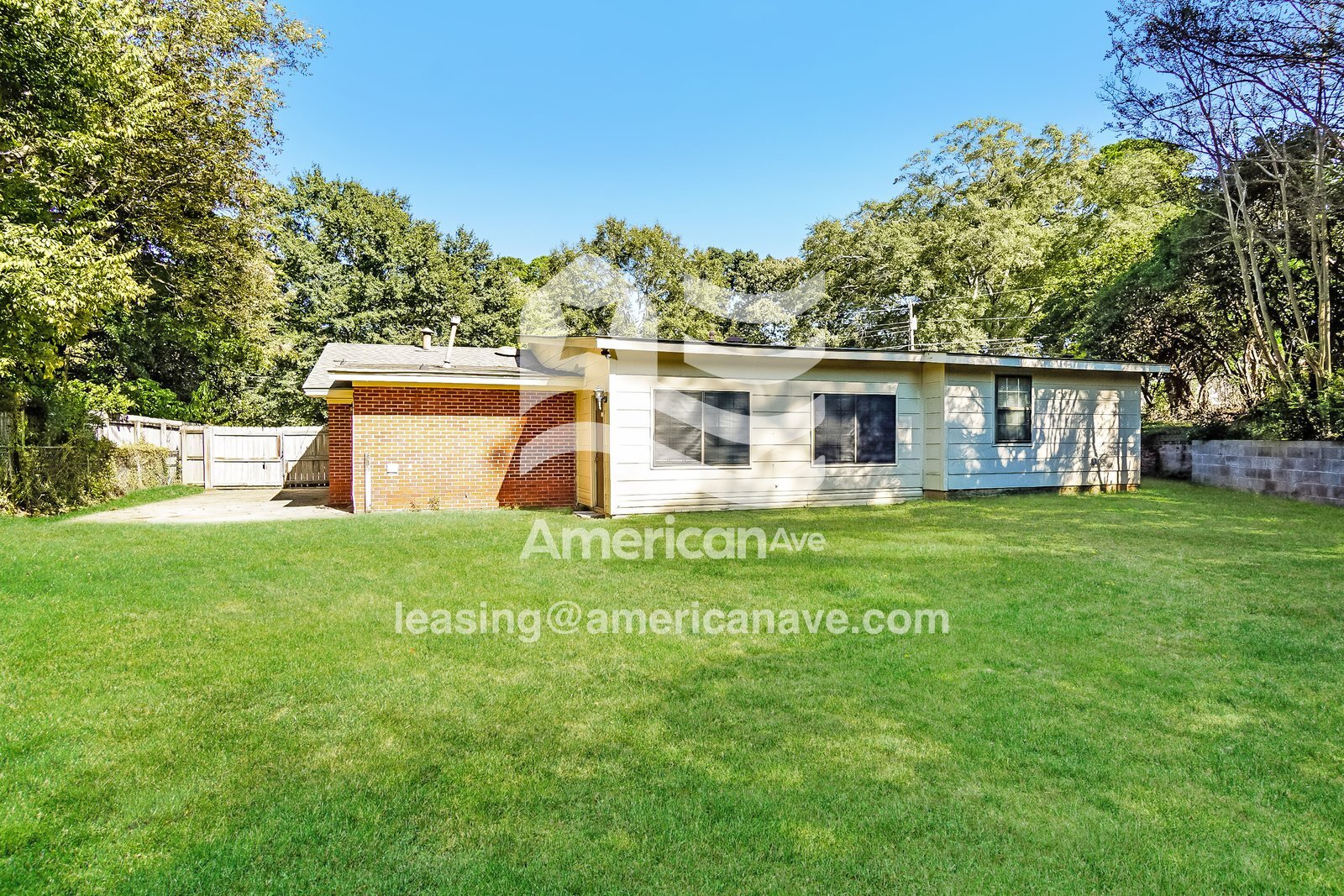 Building Photo - 610 Sir Michael Dr