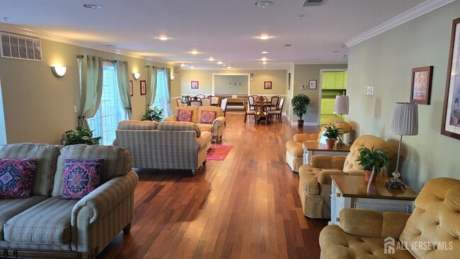 Building Photo - 103 Liddle Ave