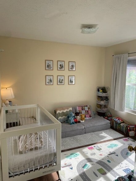 Building Photo - 4260 Altura Mesa Ln NE