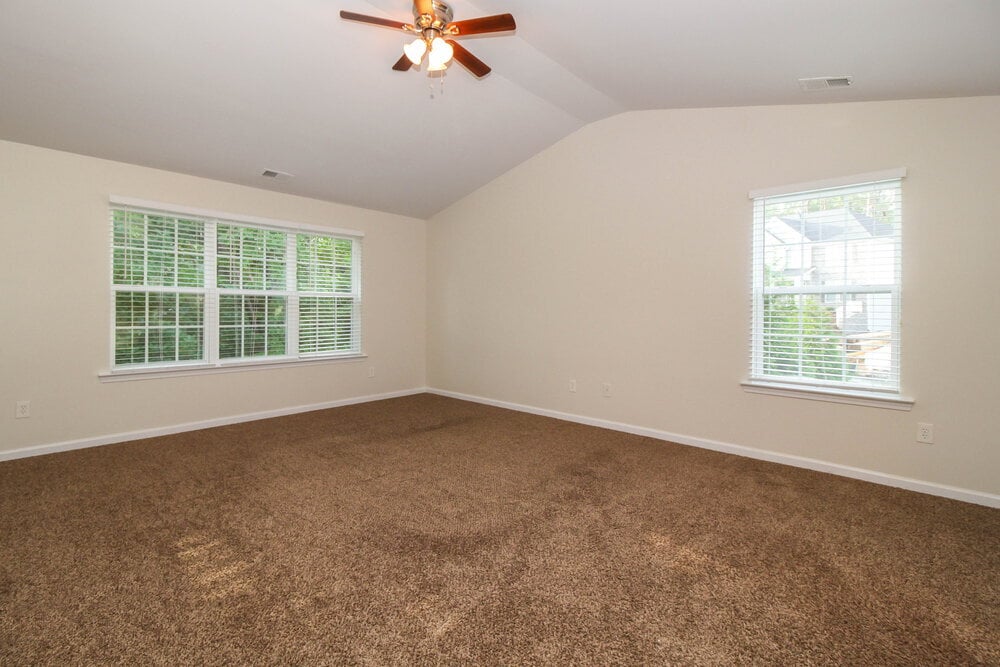 Building Photo - 129 Lilyfield Ln