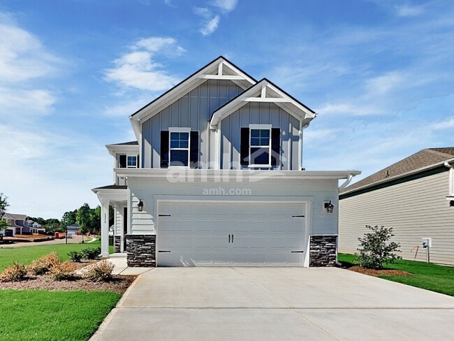 Building Photo - 6050 Rosemore Ln