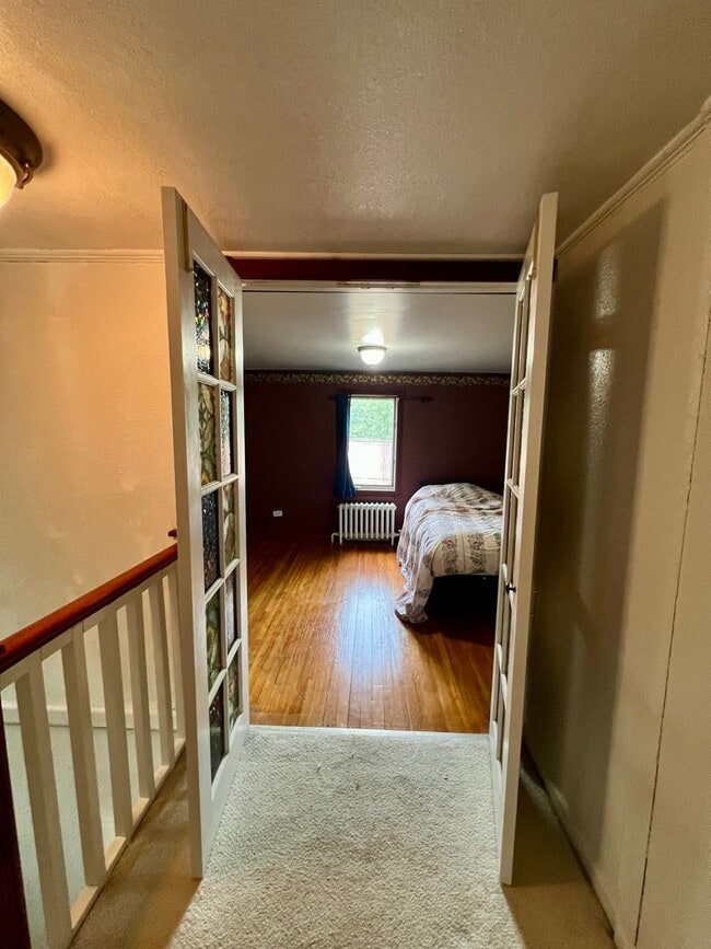 Building Photo - Downtown Home in Fairbanks!!
