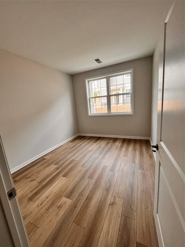 Building Photo - 311 Tower Ridge Cir