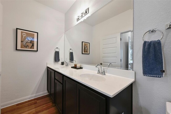 Building Photo - 8100 Mandela Bend