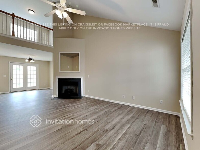 Building Photo - 430 Fernway Dr