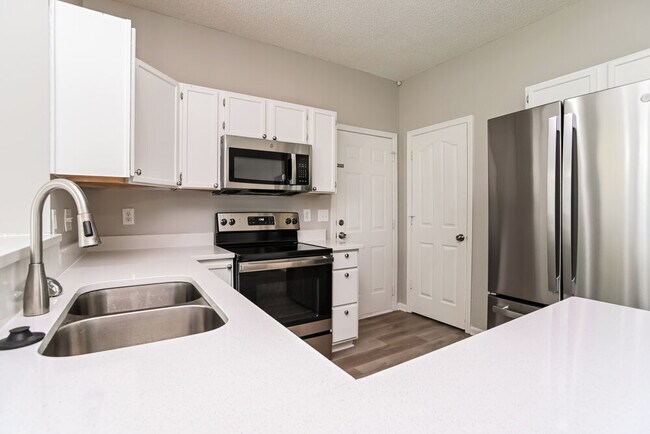 Building Photo - 6820 Ayrshire Glen Pl