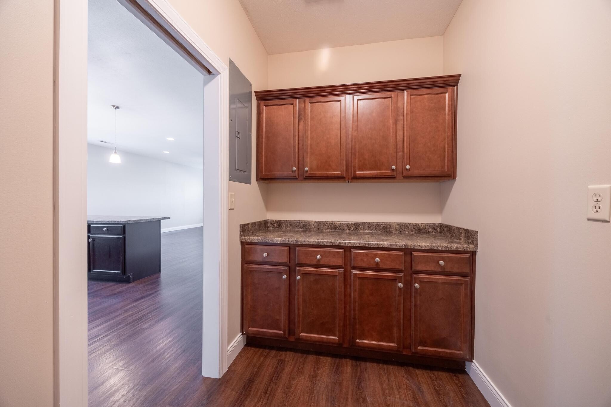 Building Photo - 4463 Downey St