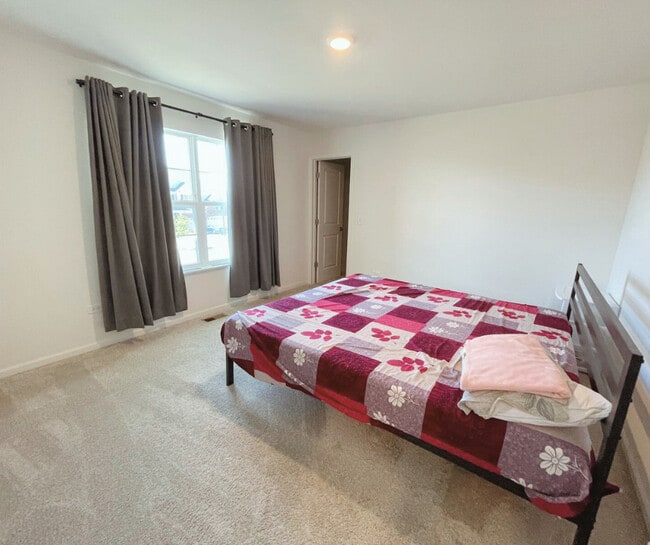 Building Photo - 1835 Coralito Ln