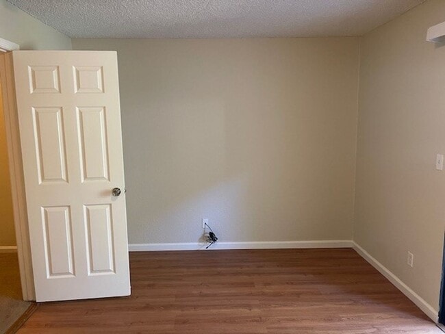 Building Photo - 2150 Northwood Cir